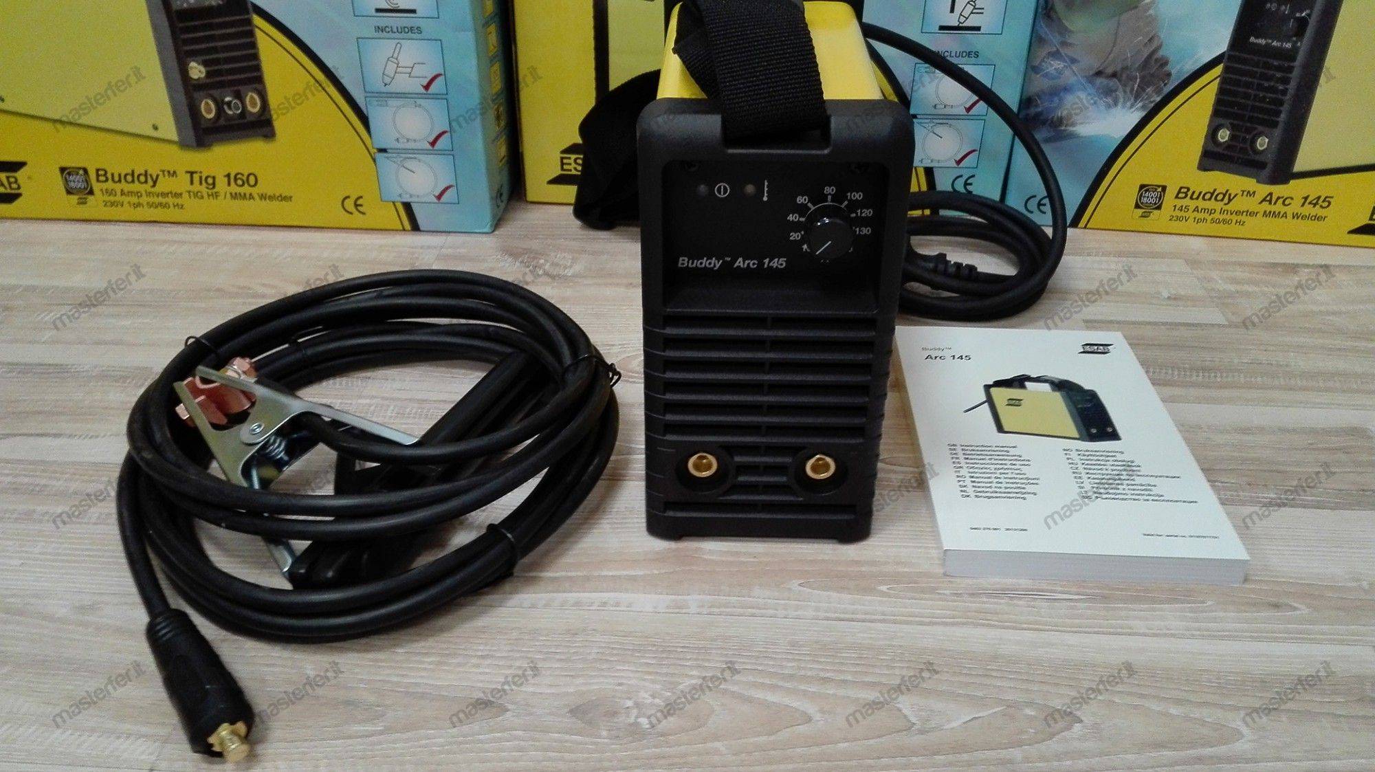Saldatrice inverter Esab Buddy Arc 145 (145 A) con cavi e pinze pronta all'uso