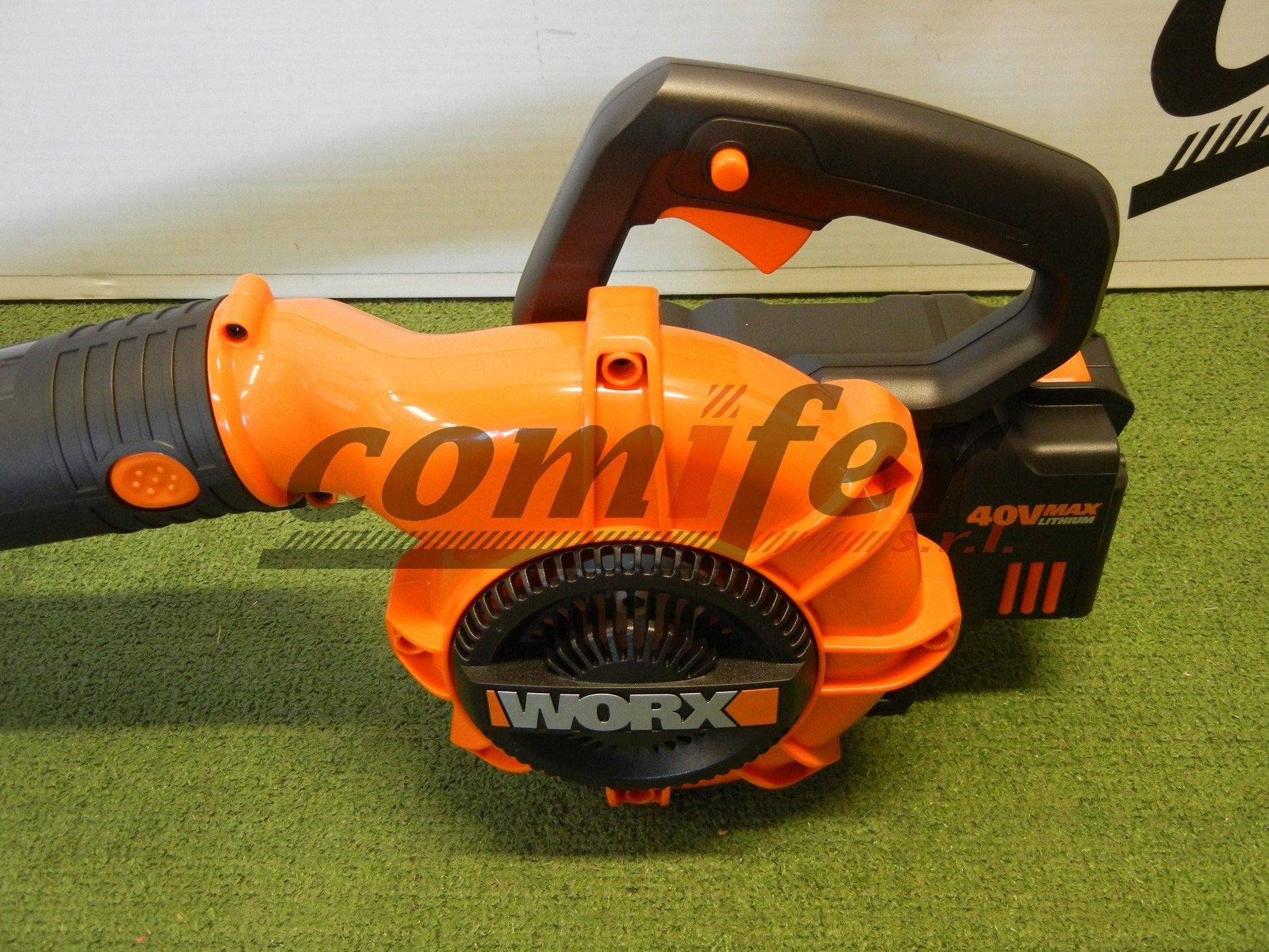 Soffiatore a batteria Worx 40V WG568E completo di batterie e caricatore
