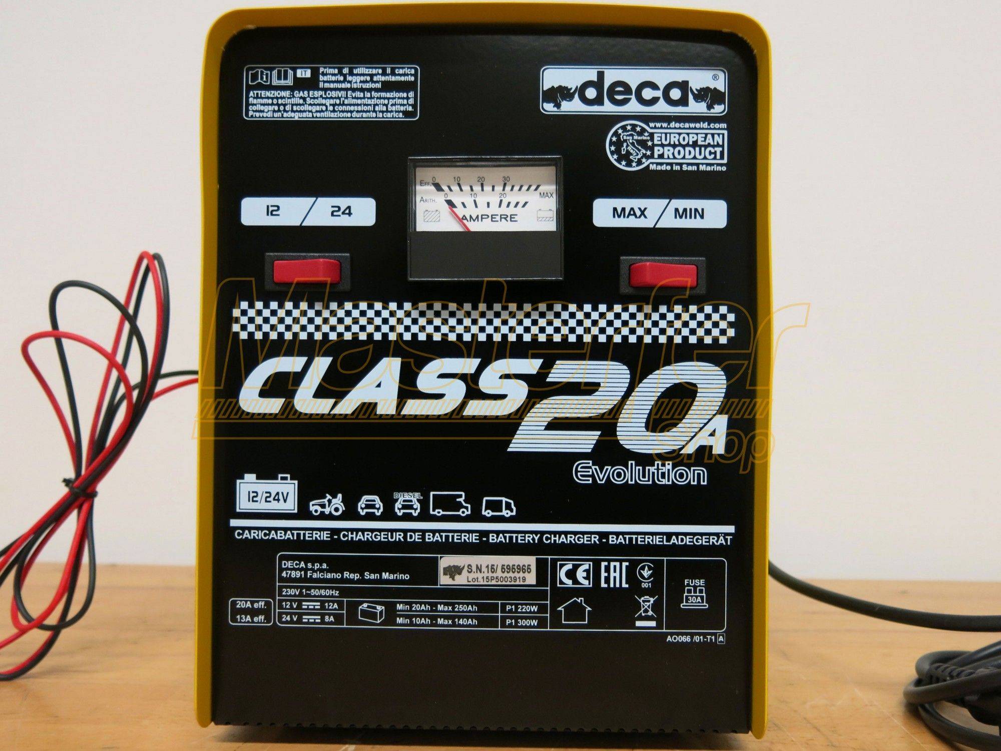 Caricabatterie elettromeccanico 12-24V Deca CLASS 20A