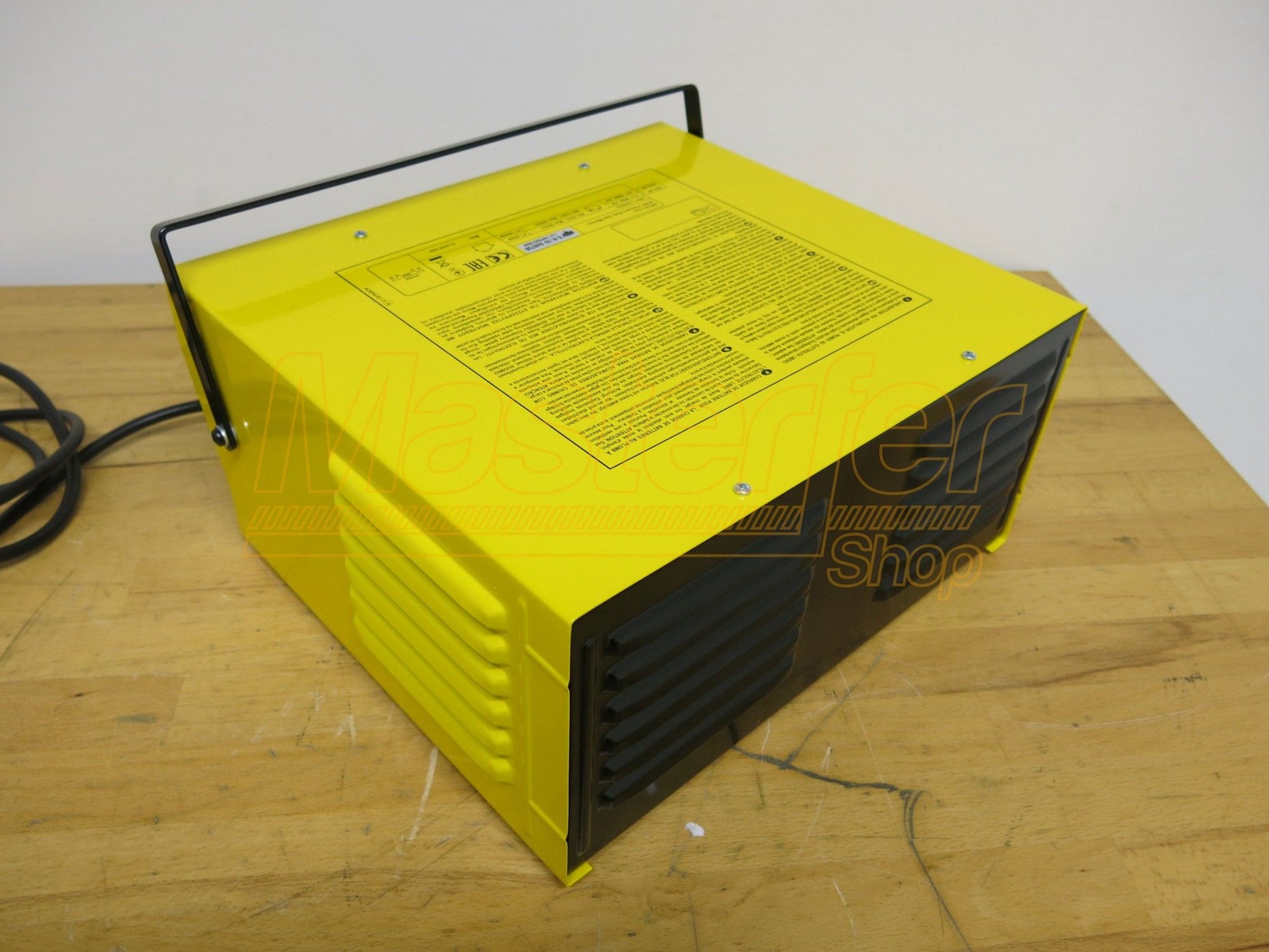 Caricabatterie elettromeccanico 12-24V Deca CLASS 50A