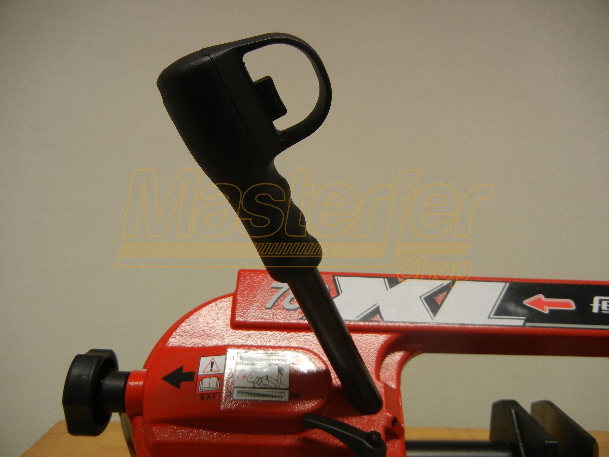 Segatrice troncatrice a nastro Femi 780 XL