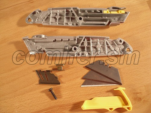 Coltello taglierino Cutter Stanley Professionale 10-499