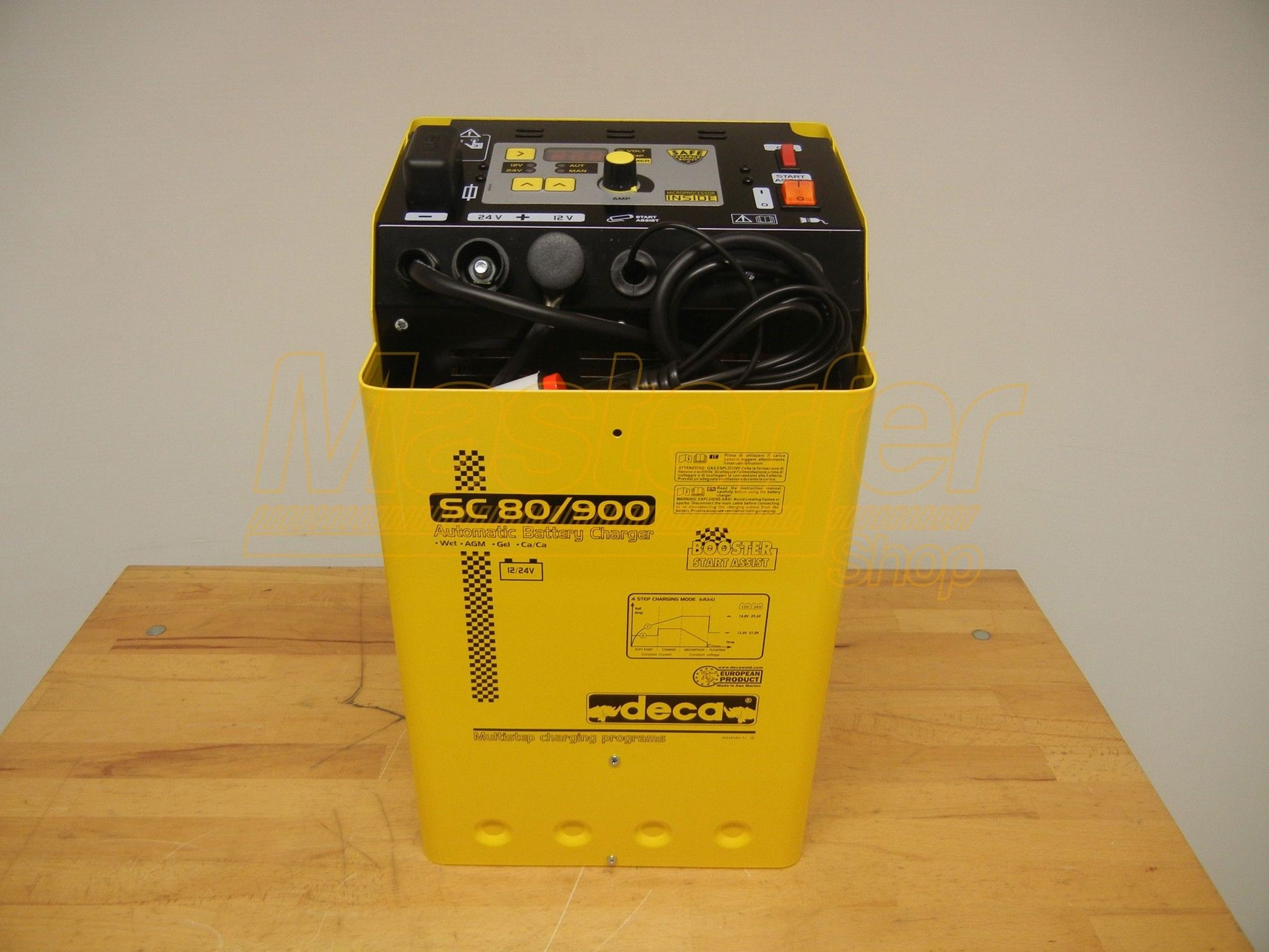 Avviatore caricabatterie mantenitore 12-24V - Deca SC80/900