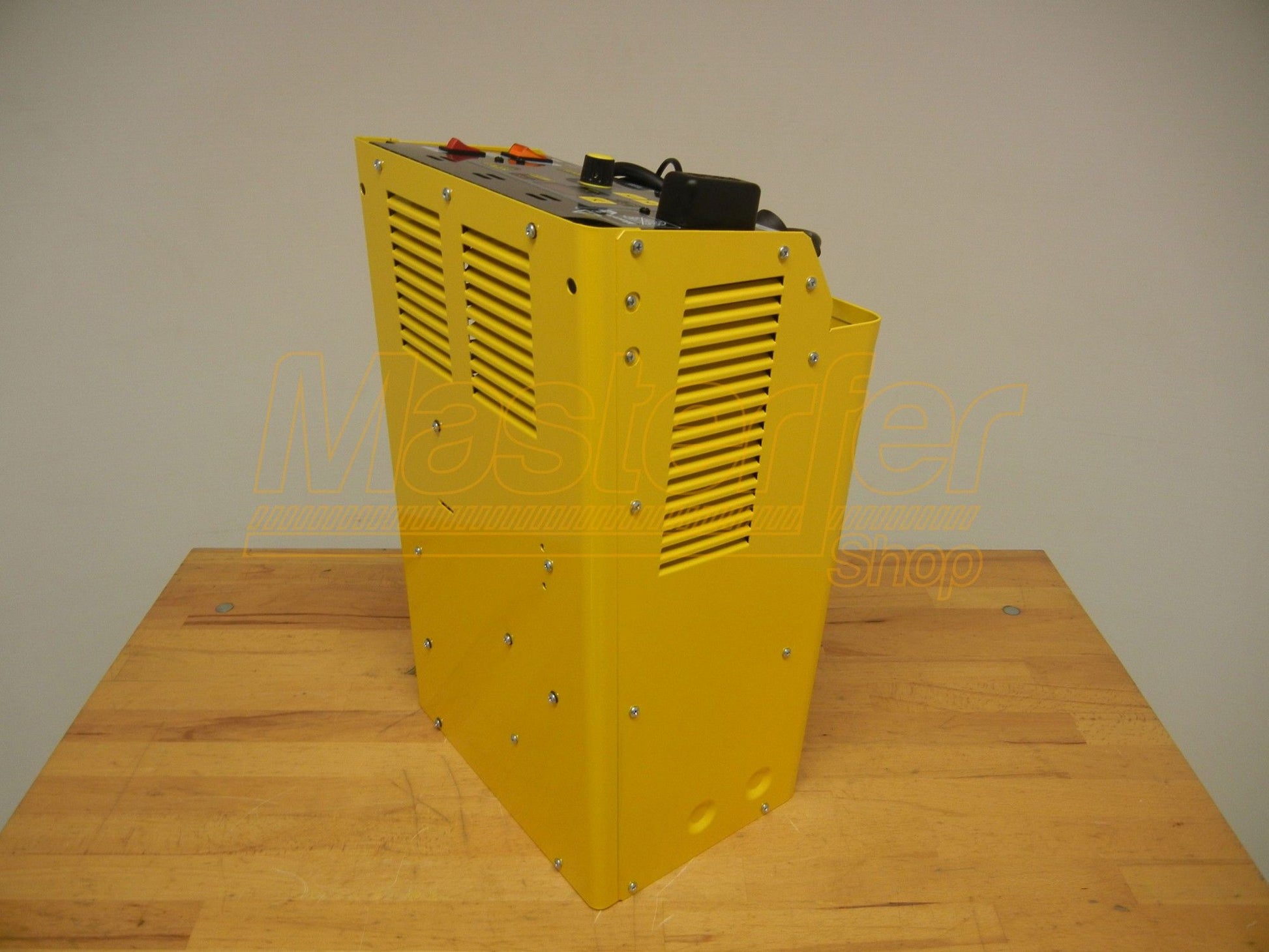 Avviatore caricabatterie mantenitore 12-24V - Deca SC80/900