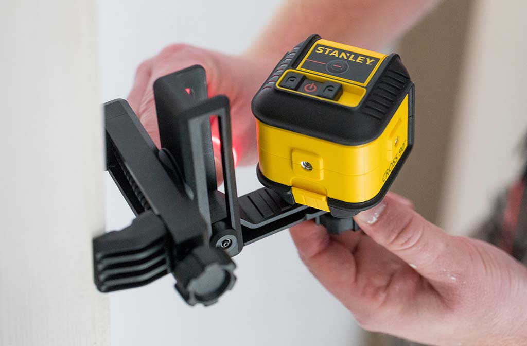 Stanley STHT77502-1, livella laser CROSS 90 con raggio rosso