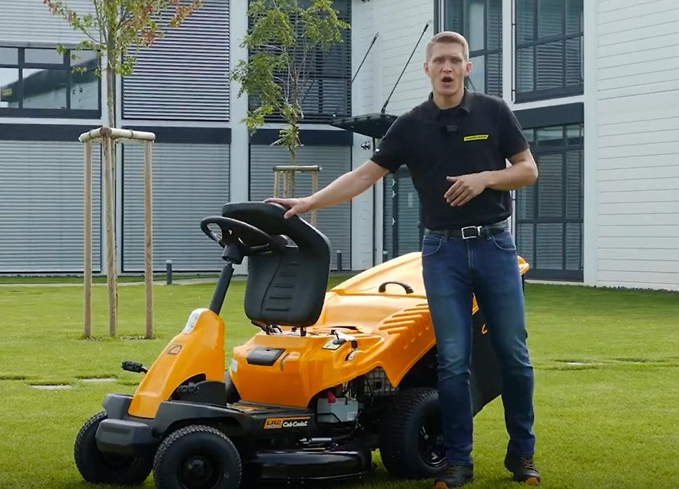 Cub Cadet LR2 NR76 Trattorino Minirider Taglio 76 cm , Cilindrata 439