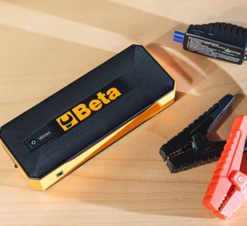 Beta 1498BC/12 Avviatore portatile multifunzione 12V , batteria 25000 mAh , spunto 1500A , avviamento 600A