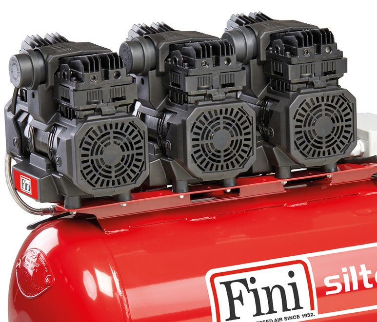 Fini Siltek tb 100t/4 hp , 100 litri , 8 bar , 4hp ,220v , compressore 3 motori , silenziato senza olio