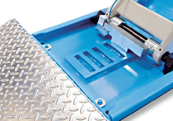 Omcn 551 Ponte Sollevatore Elettroidraulico a doppia forbice , 400V , 3200 KG , 3,3 Kw