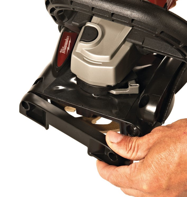 Milwaukee AGV 15-125 XE DEG-SET Smerigliatrice 1550W con cuffia di aspirazione per levigatura , 1550w , 125 mm