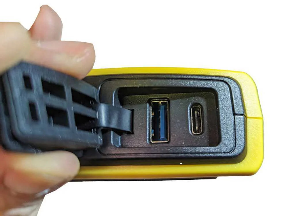 Intec i-Starter 2.9 - Avviatore d'emergenza portatile per auto 12 V - con funzione powerbank