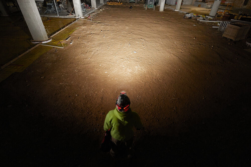 Milwaukee L4 HL-VIS-201