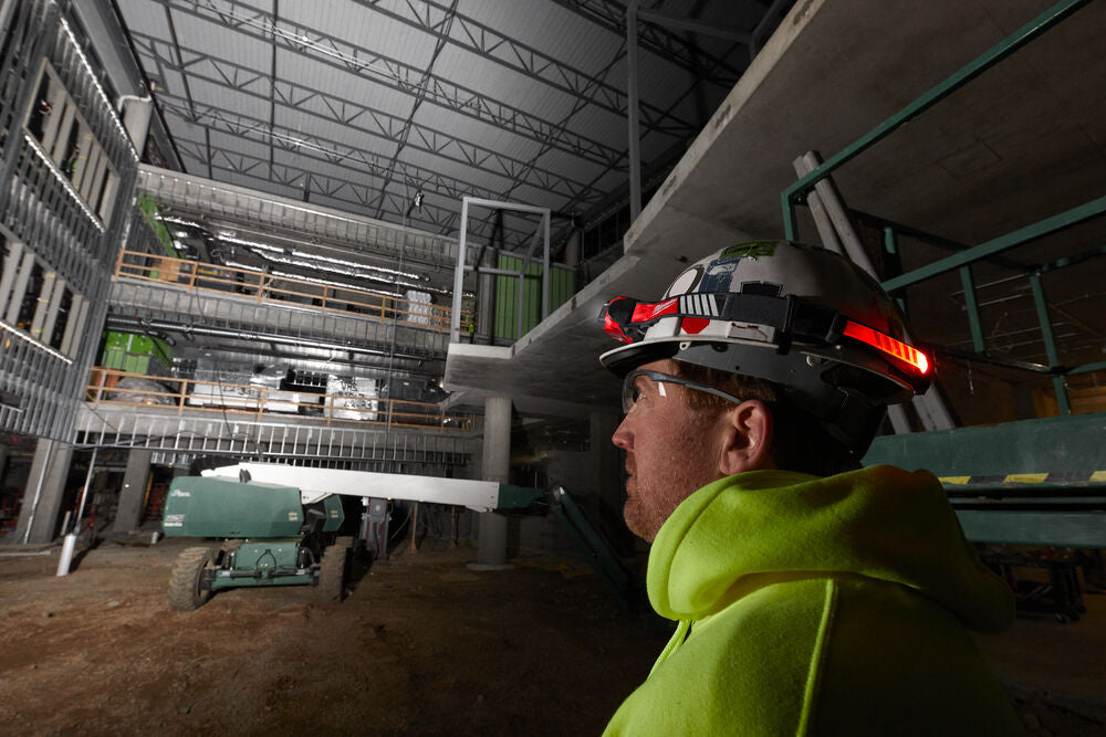 Milwaukee L4 HL-VIS-201