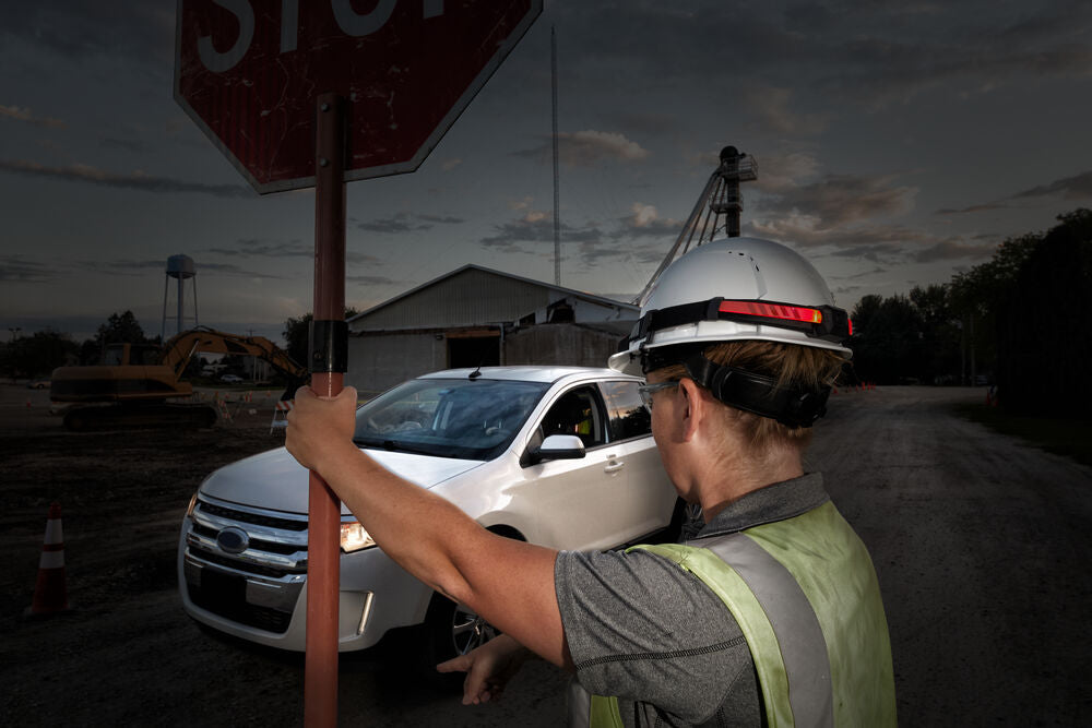 Milwaukee L4 HL-VIS-201