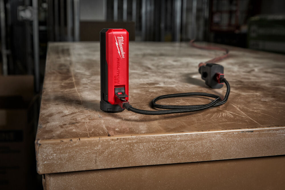 Milwaukee L4 PPS-301 - Energy Kit REDLITHIUM USB (1 caricabatterie e 1 batteria L4 B3)