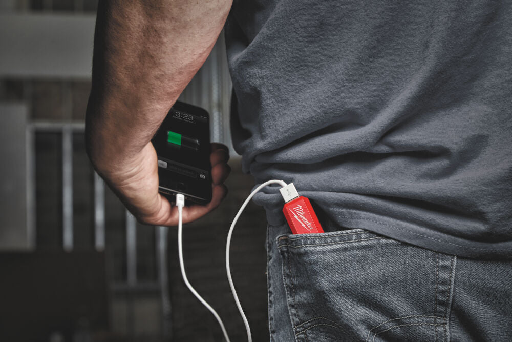 Milwaukee L4 PPS-301 - Energy Kit REDLITHIUM USB (1 caricabatterie e 1 batteria L4 B3)