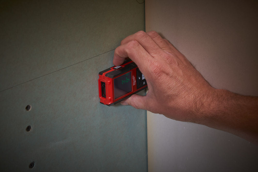 Milwaukee LDM45 - Distanziometro laser 45 metri con squadra per angoli