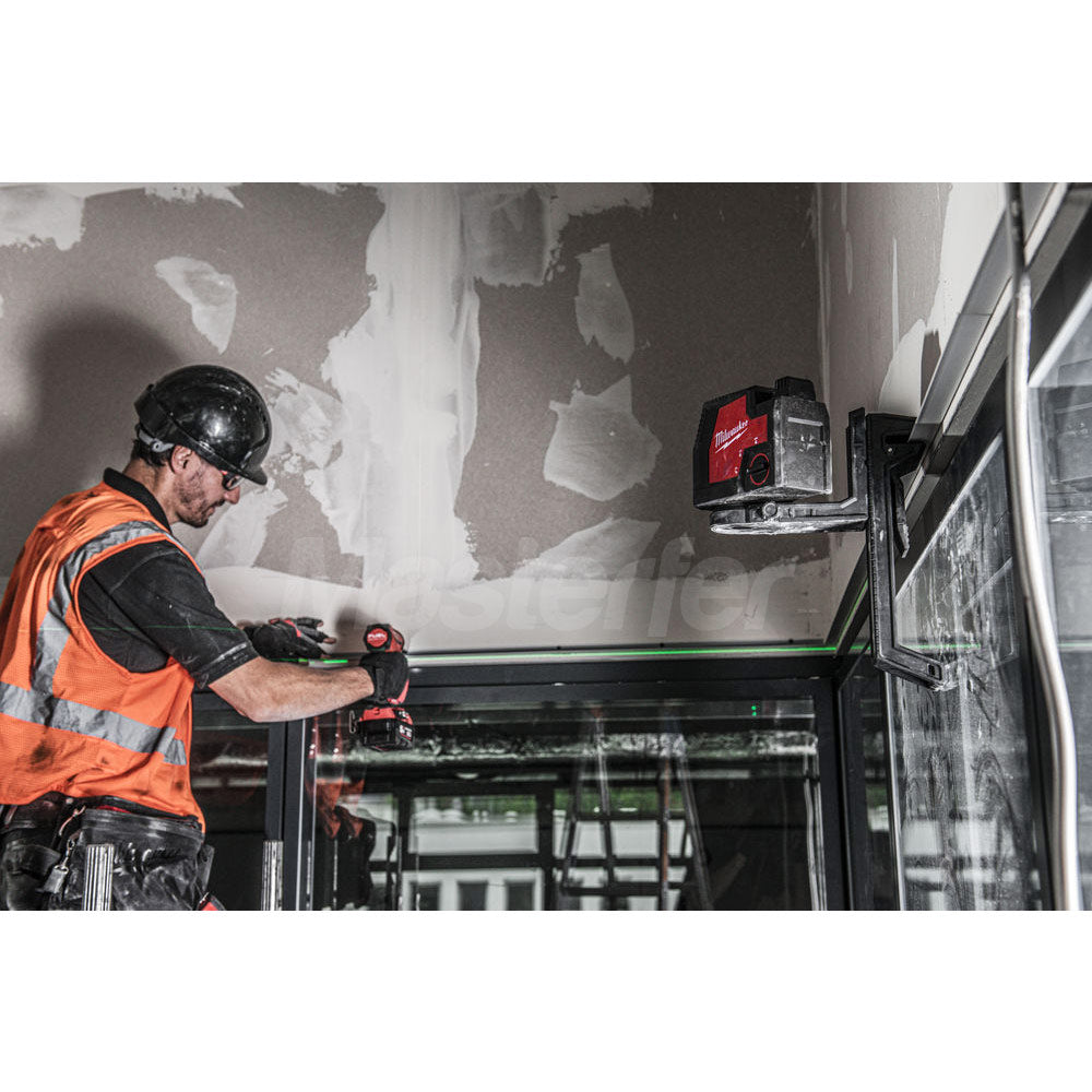 Milwaukee L4 CLL-301C - Livella laser verde ricaricabile USB a due linee USO SOSPESO