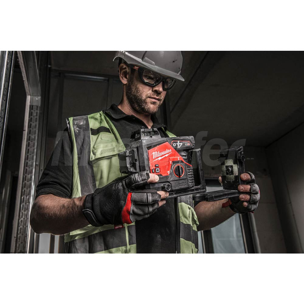 Milwaukee M12 3PL-401C - Livella laser verde a batteria a 3 linee 360'