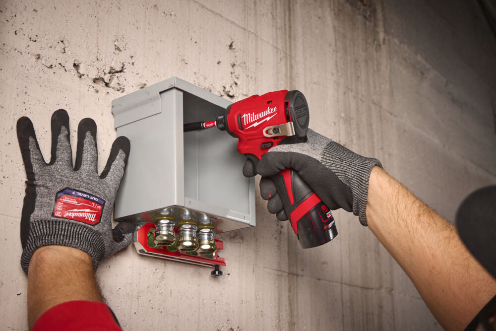 Milwaukee M12BLIDRC-202C - Avvitatore a impulsi a batteria 12V attacco da 1/4" - 2 x 2Ah 