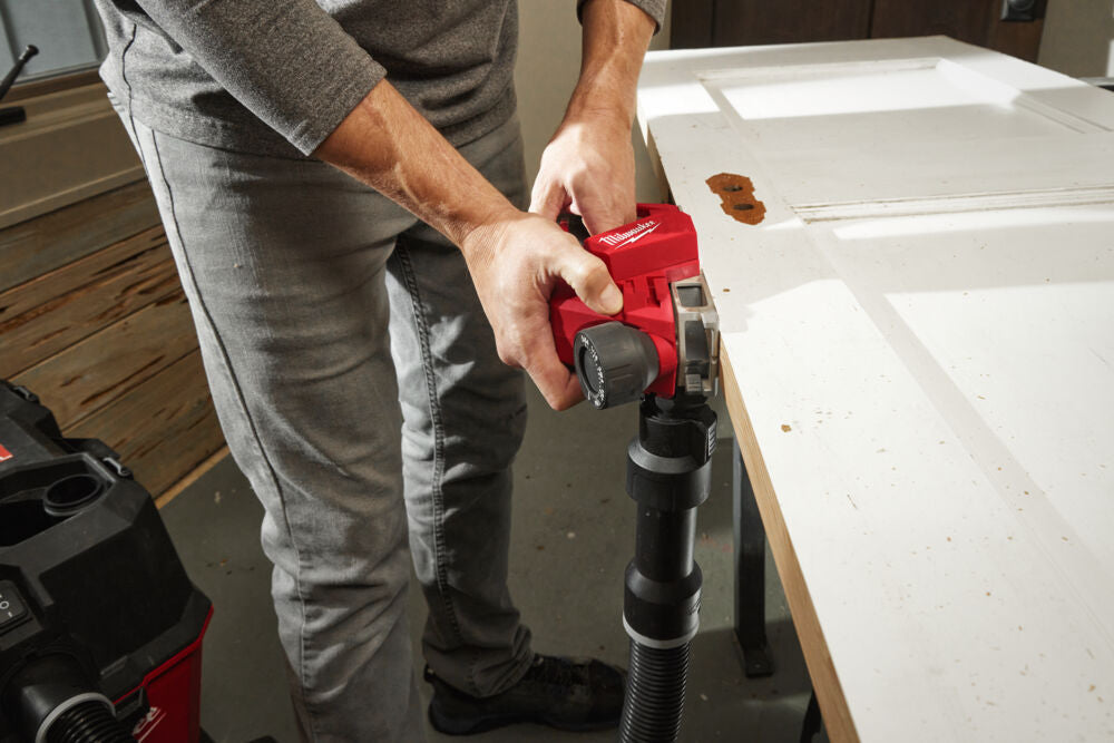 Milwaukee M12 BLP-402X - Pialla a batteria 12V per legno con motore brushless - 2 x 4Ah