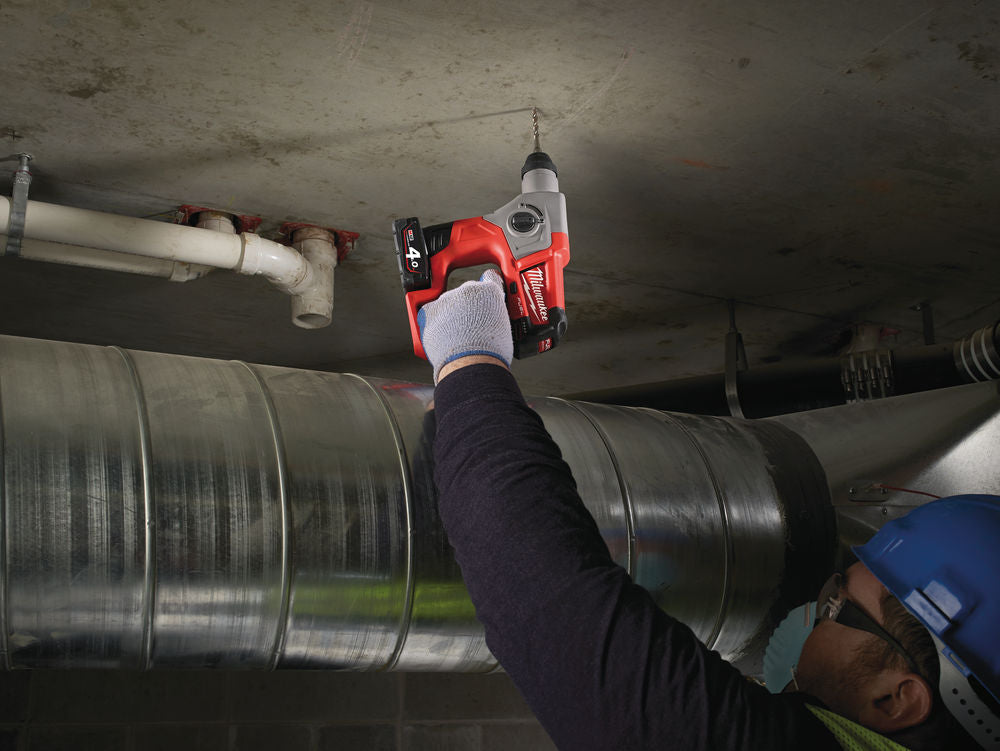 Milwaukee M12 FPP2BP-602X - Kit a batteria 12V - Tassellatore CH e Avvitatore a impulsi FIWF12