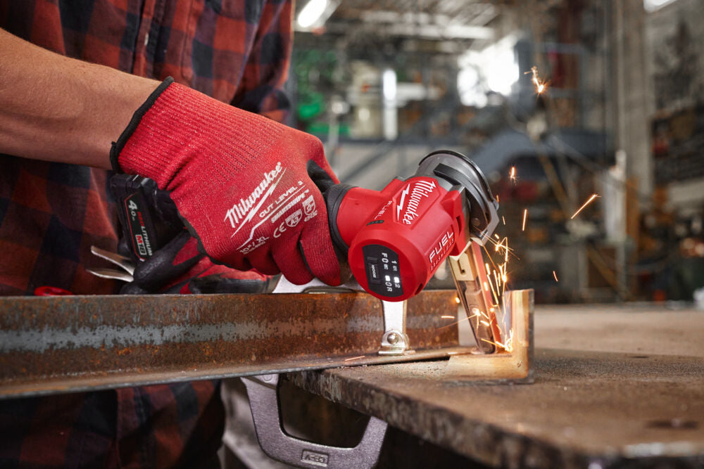 Milwaukee M12 FBFL10-0 - Levigatrice a nastro a batteria 12V - nastro da 10mm - solo corpo