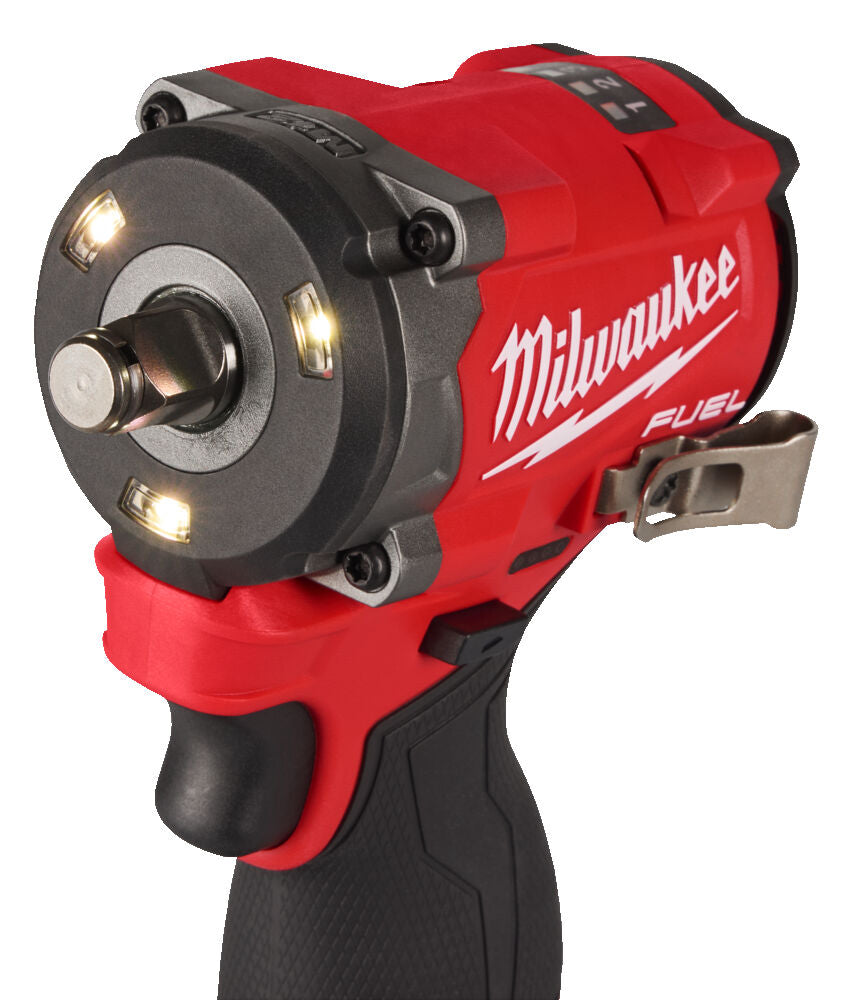 Milwaukee M12 FCIWF12G3-502X - Avvitatore a impulsi compatto a batteria 12V attacco da 1/2" - 2 batterie da 5Ah