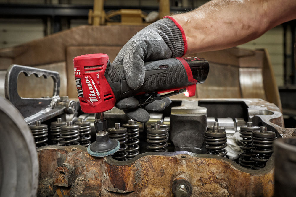 Milwaukee M12 FDGA-0 - Smerigliatrice angolare a batteria 12V - solo corpo