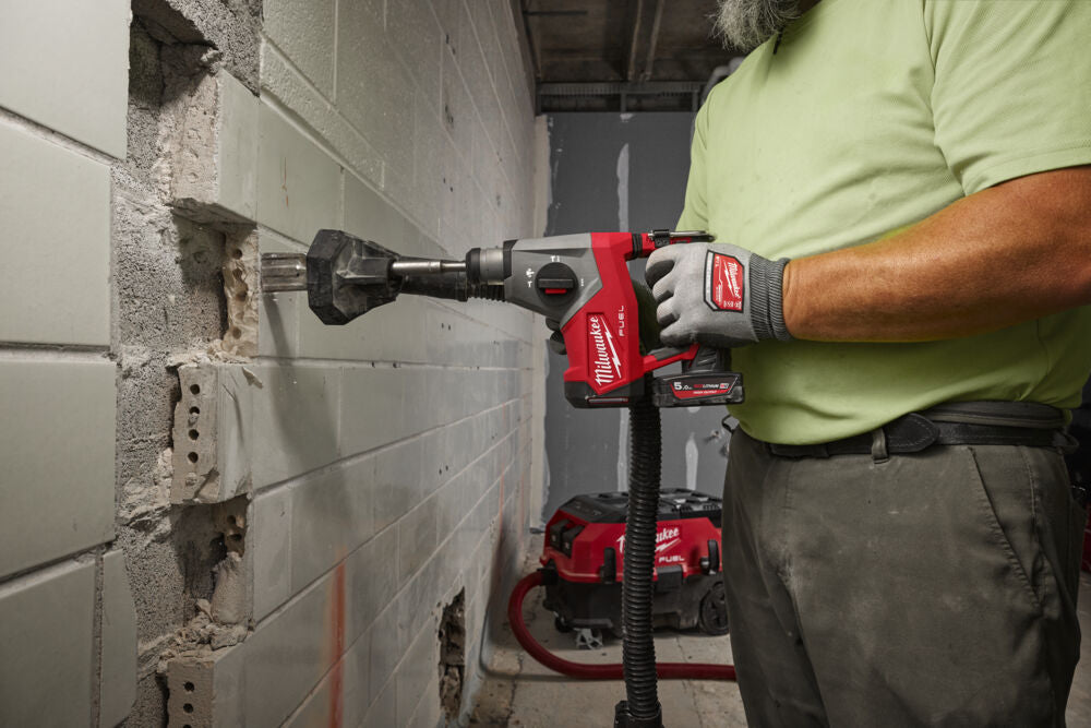 Milwaukee M12 FHAC16-0 - Tassellatore compatto SDS-Plus a batteria 12V - solo corpo 