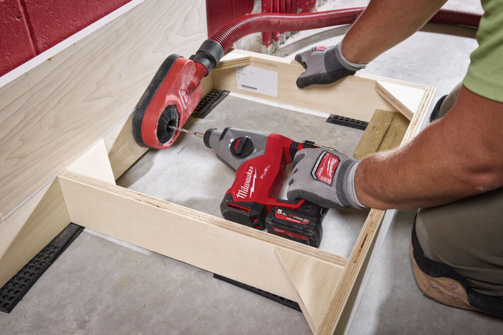 Milwaukee M12 FHAC16-0 - Tassellatore compatto SDS-Plus a batteria 12V - solo corpo 