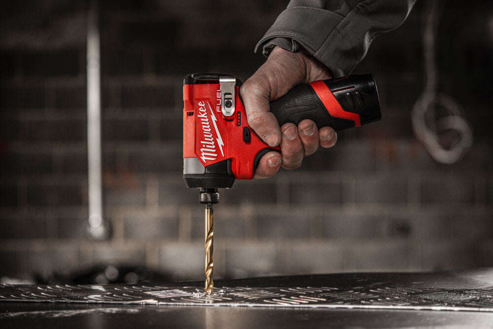 Milwaukee M12 FID2-202X - Avvitatore a impulsi a batteria 12V - 2 x 2Ah