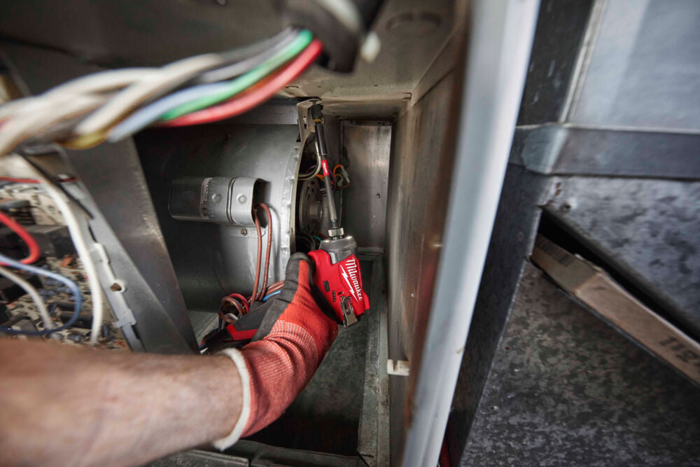 Milwaukee M12 FID2-202X - Avvitatore a impulsi a batteria 12V - 2 x 2Ah