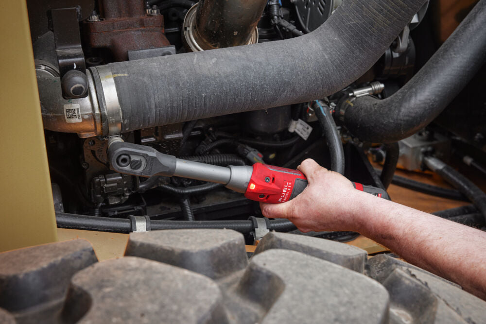 Milwaukee 4933480756 - Cricchetto con foro passante insider 12 - solo corpo