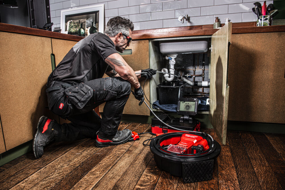 Milwaukee M12 HSFSM-602 - Sturatubi stasatrice compatta a batteria 12V ad alta velocità - 2 x 6Ah 