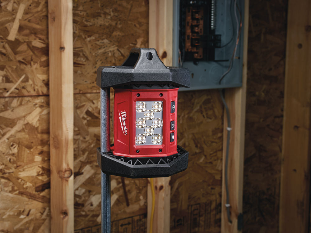 Milwaukee M18 AL-0 - Faro Led a batteria M18, solo corpo