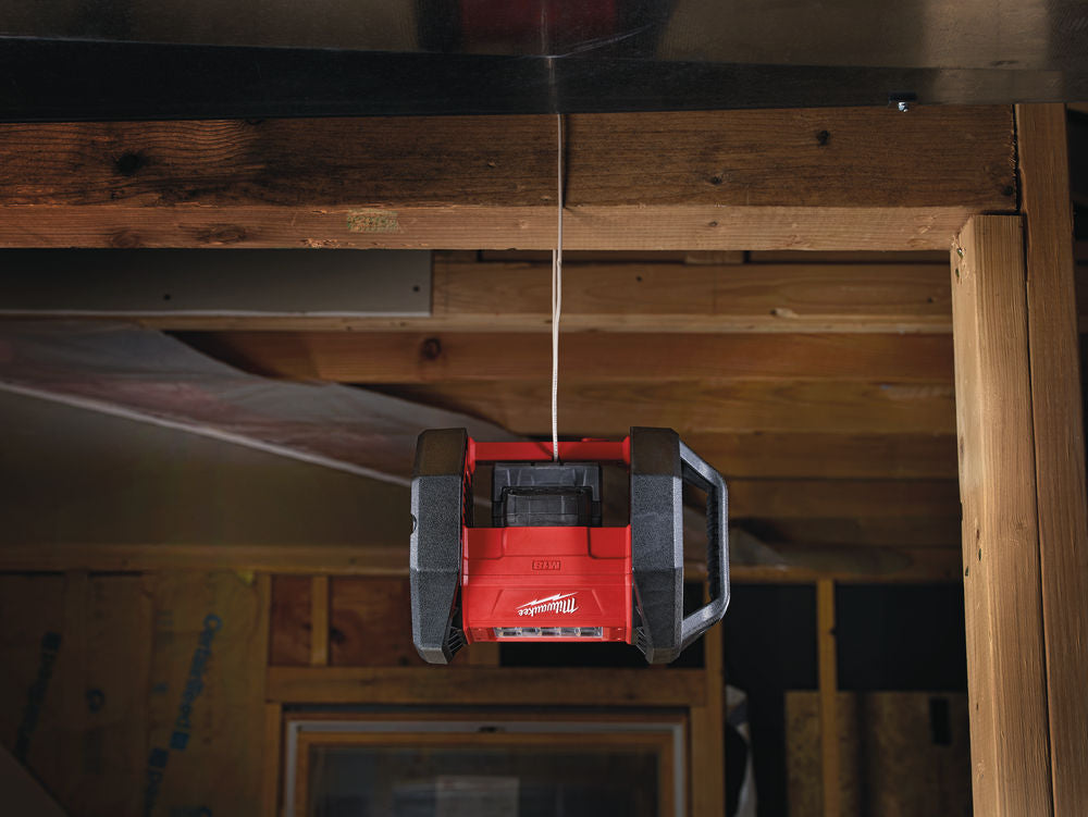 Milwaukee M18 AL-0 - Faro Led a batteria M18, solo corpo