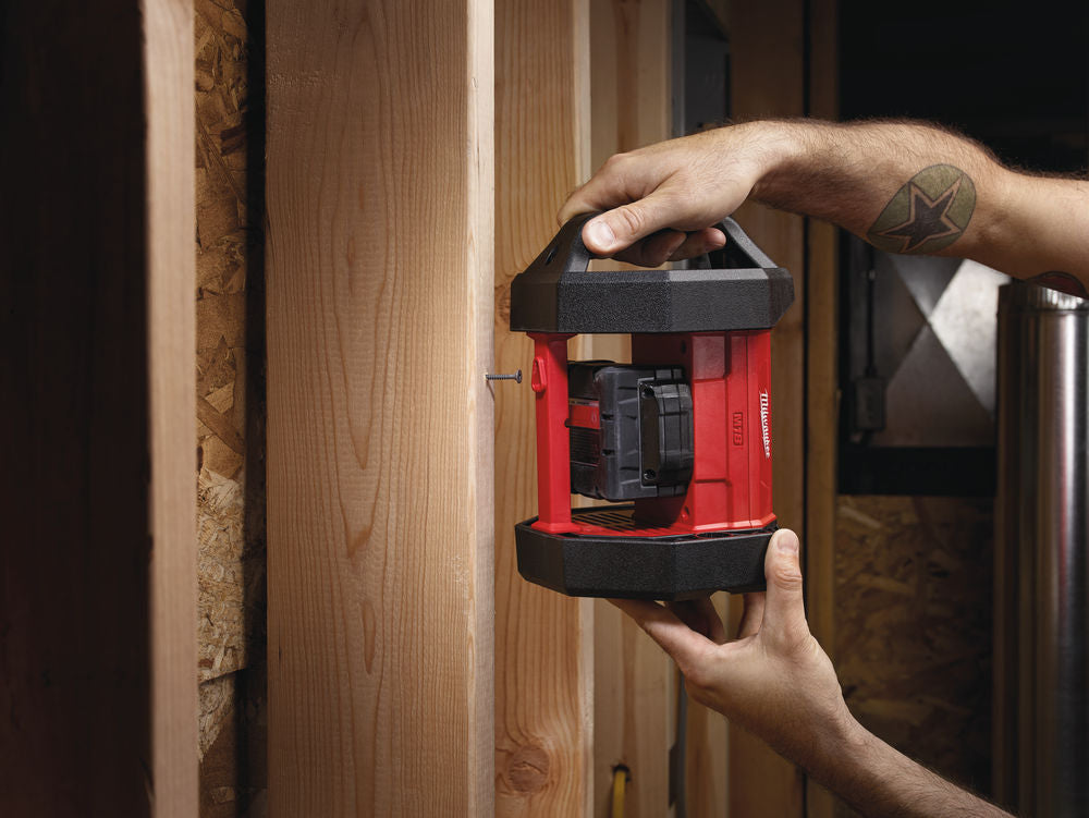 Milwaukee M18 AL-0 - Faro Led a batteria M18, solo corpo