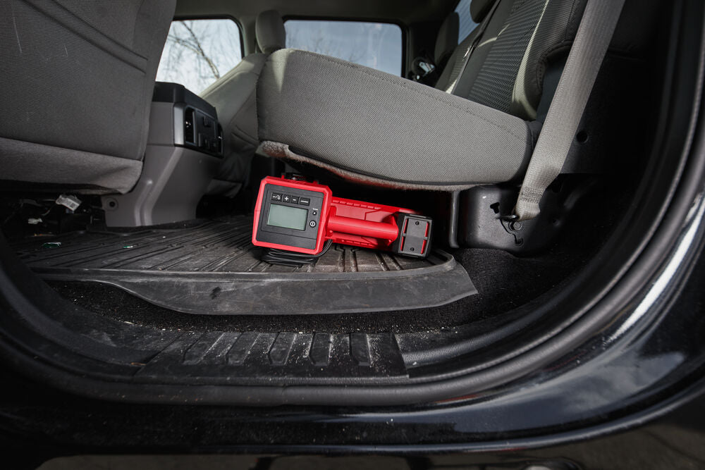 Milwaukee M18 BI-0 - Compressore a batteria 18V per pneumatici - solo corpo