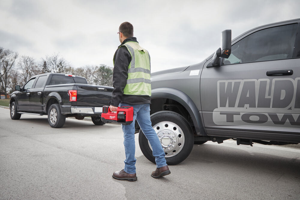 Milwaukee M18 BI-0 - Compressore a batteria 18V per pneumatici - solo corpo