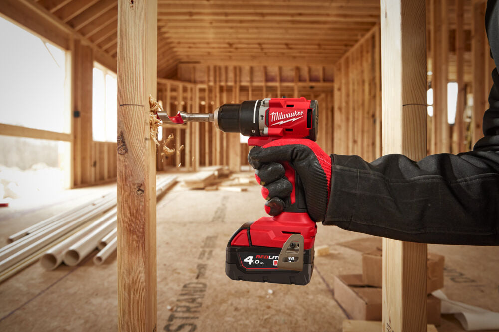 Milwaukee M18 BLCPP2A-402C -  Kit con Trapano avvitatore a percussione M18 BLPDRC + Avvitatore a impulsi M18 BLIDRC