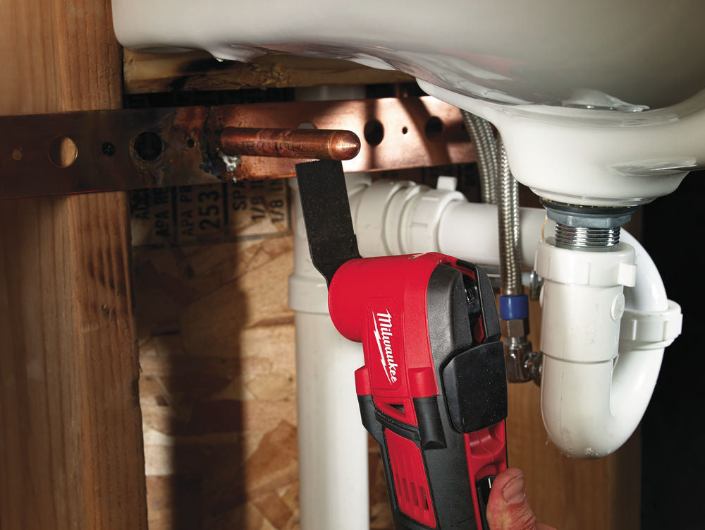 M18 BMT-421C - Utensile multifunzione vibrante a batteria, 2 batterie in valigetta