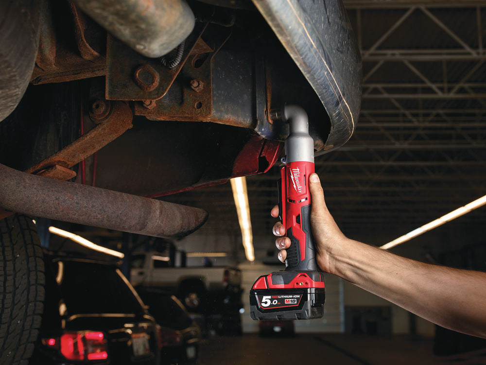 Milwaukee M18 BRAIW-0 - Avvitatore a impulsi angolare 18 Volt 3/8" - senza batteria