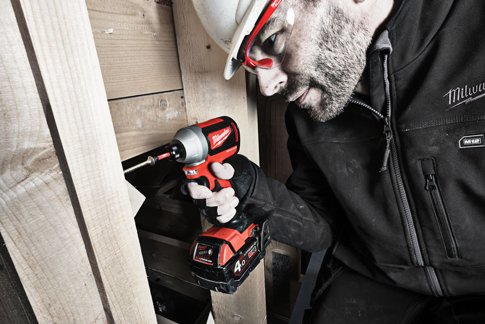 Milwaukee M18 CBLID-0 - Avvitataore a impulsi a batteria 18 Volt  attacco 1/4" - solo corpo