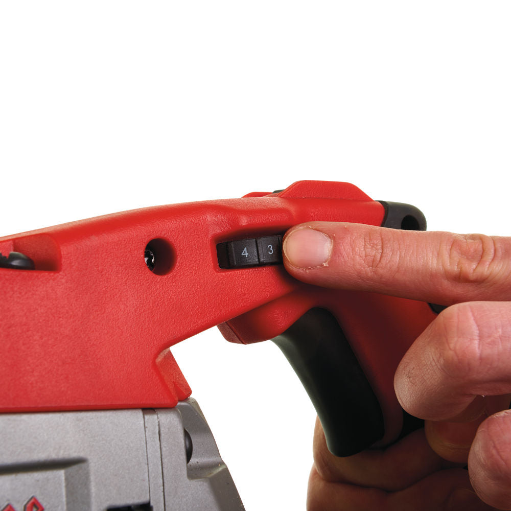 Milwaukee M18 CBS125 - Sega a nastro a batteria Fuel, 2 x 5Ah