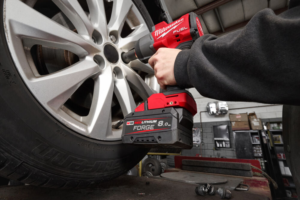 Milwaukee M18 FB8 - Batteria M18 Forge Red Lithium 18V 8Ah - massima potenza - ricarica rapida