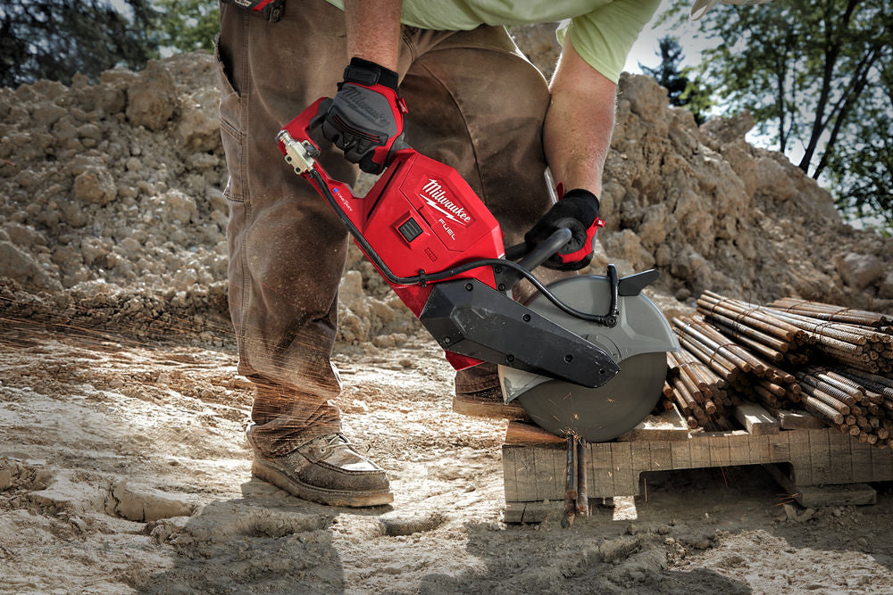 Milwaukee M18 FCOS230-121 - Troncatrice 18 Volt disco 230mm 12,0Ah Tecnologia FUEL