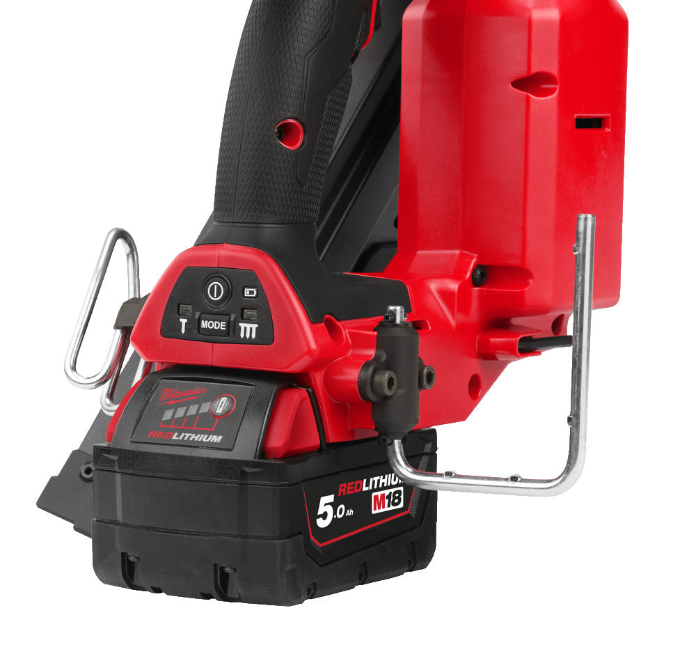 Milwaukee M18 FNN21-0C - Chiodatrice groppinatrice 21° a batteria M18 Fuel