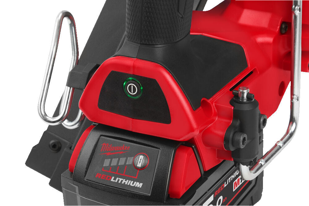 Milwaukee M18 FFNS-502C - Chiodatrice a batteria a colpo singolo 34° M18 FUEL - 2 x 5Ah in valigetta