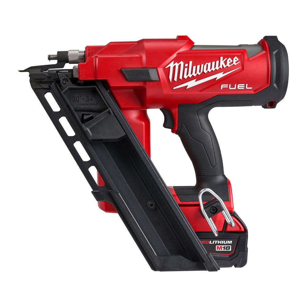 Milwaukee M18 FFNS-502C - Chiodatrice a batteria a colpo singolo 34° M18 FUEL - 2 x 5Ah in valigetta